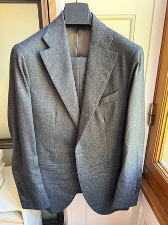 Costume gris en flanelle taille 48 