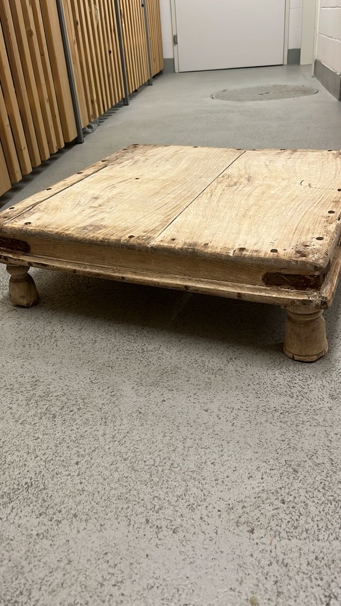 Tische: Tischli – Neu (gemäss Beschreibung) aus Wetzikon ZH von Heidi056