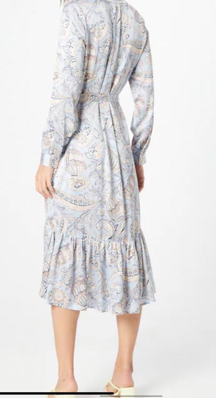 Robes: wunderschönes Kleid, Esqualo – Neuf (Voir description) à Wiesendangen par Sinhuk 6