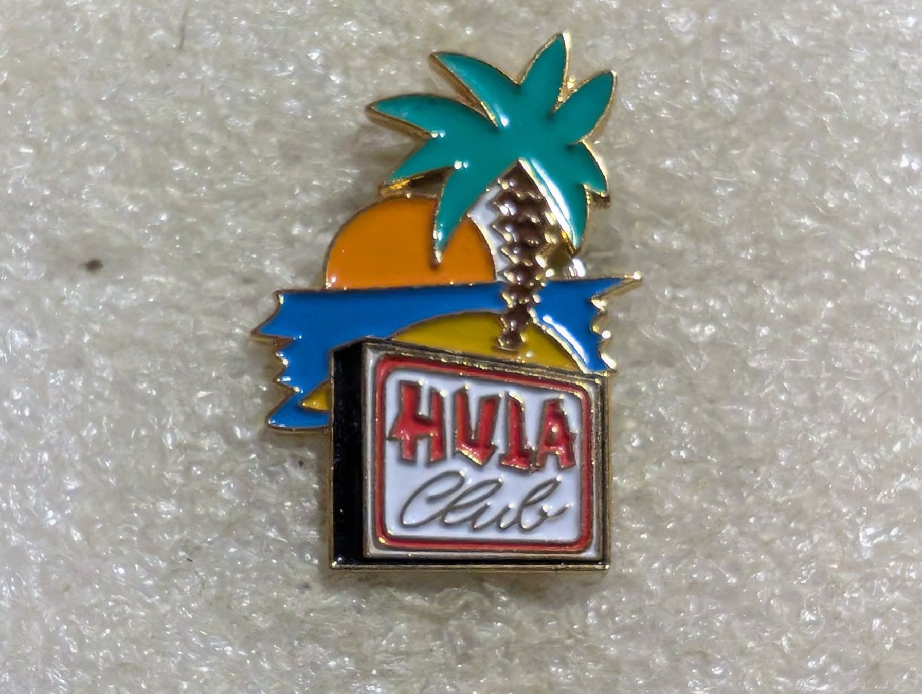 Placchette & Badge: Ansteckpin 161: Hula Club – Usato da Oppligen venduto da Pin-Fall-Shop
