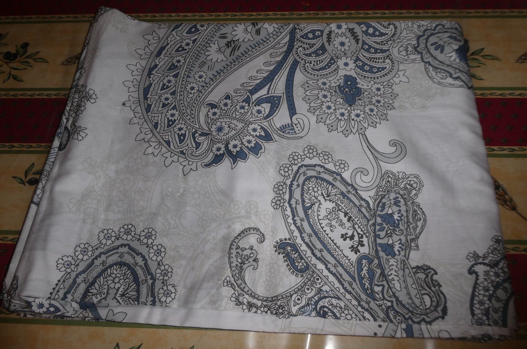 Biancheria da letto: Housse de duvet et coussin décorative - - NEUF! – Nuovo e nell'imballaggio originale da Troistorrents venduto da Marion70