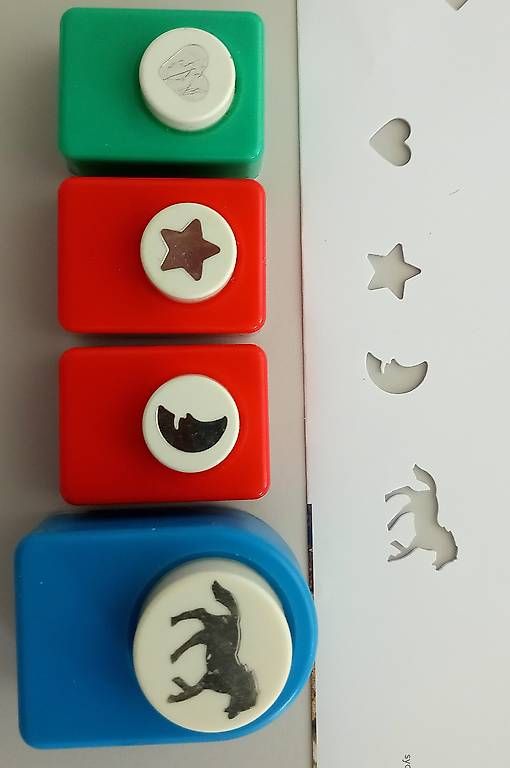Tutti gli attrezzi: 8 Motiv Stanzer, Papier Muster Locher – Usato da Giswil venduto da Anubis20 1