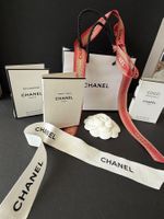 CHANEL - Parfumminis  Papiertasche Kamelie Geschenksband