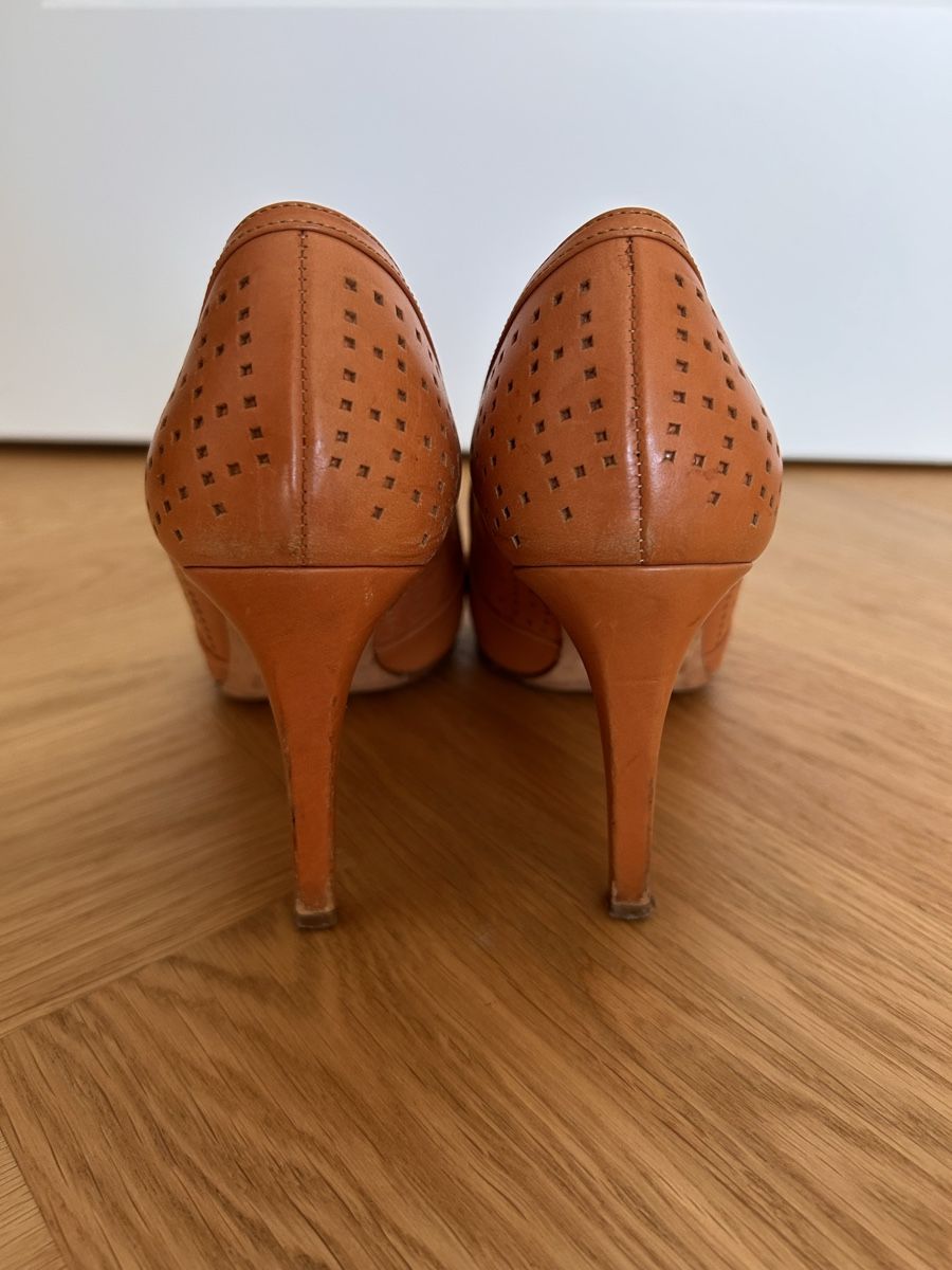 Hugo Boss Scarpe da donna: Hugo Boss heels – Usato da Zürich venduto da evasara 3