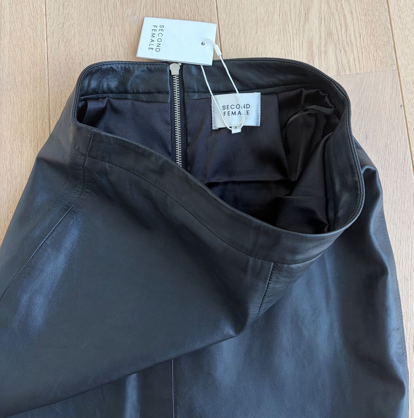 Jupes: SECOND FEMALE Leather Jupe Gr.S NP249,- – Neuf avec emballage d'origine à Degersheim par Starkigel 1