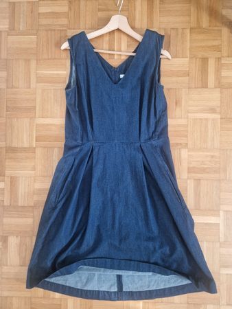 Schönes Jeanskleid BioBaumwolle von SKFK Gr. 38