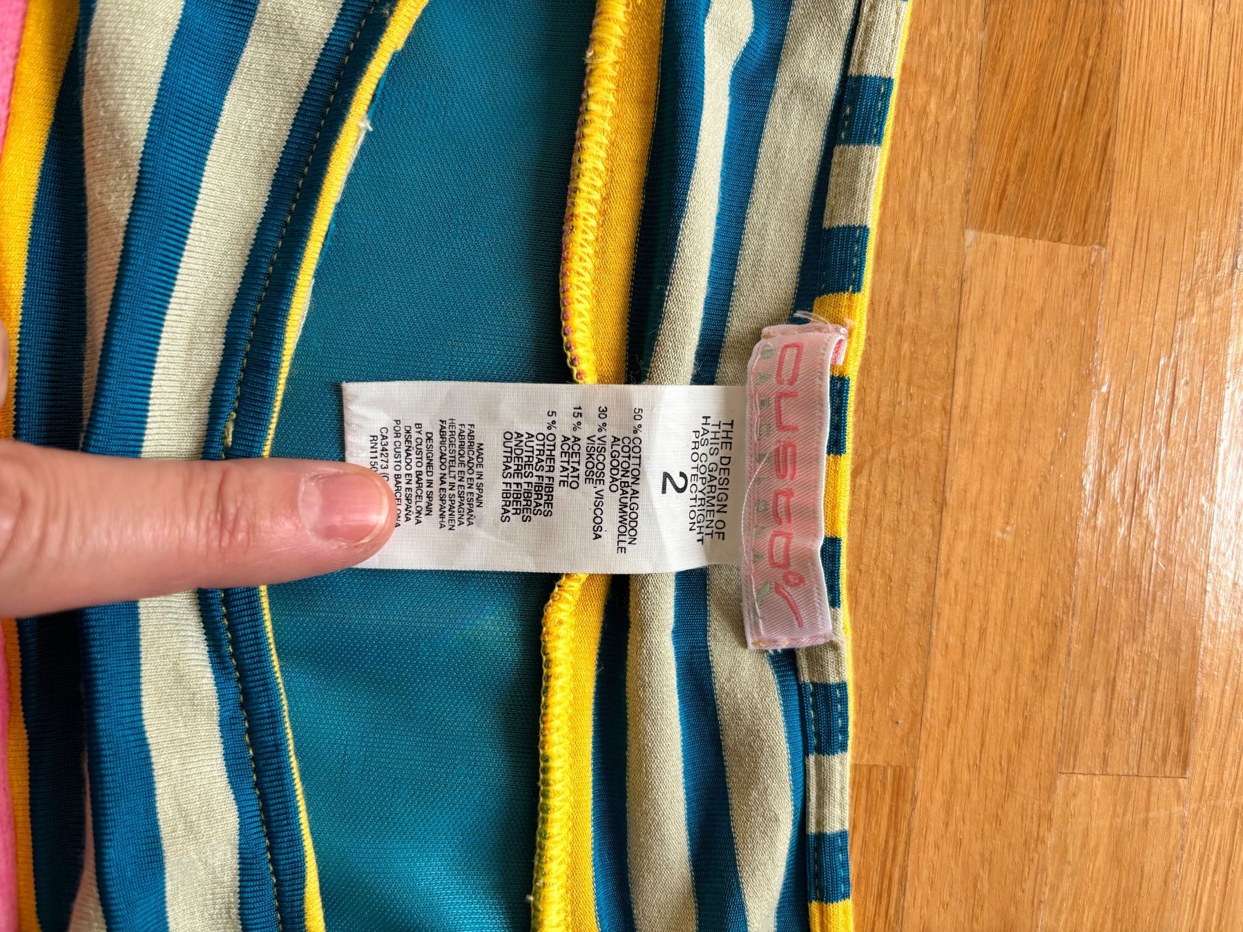 Custo Barcelona Vestiti: Markenkleid von Custo Barcelona – Nuovo (secondo la descrizione) da St. Gallen venduto da MZ1997 2