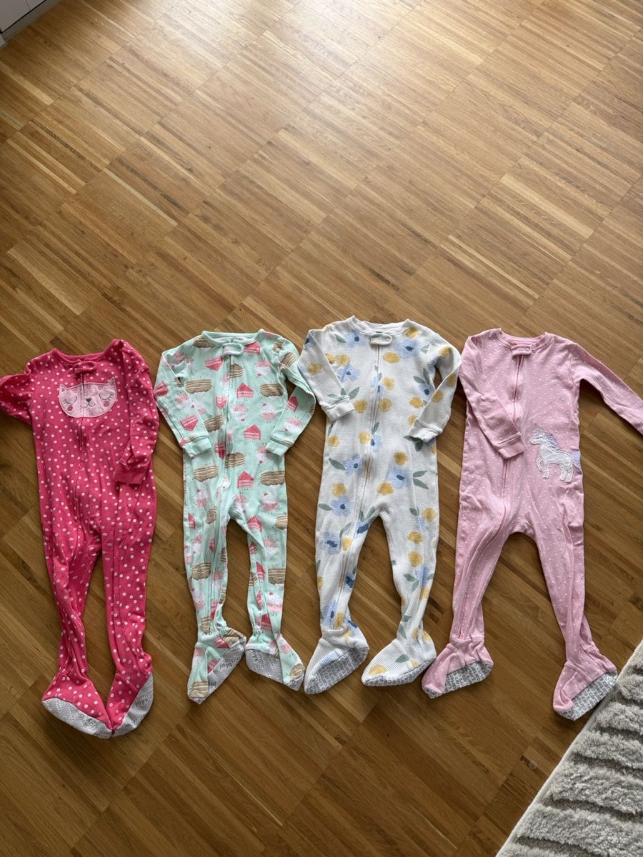 Carter's Pigiama & Simili: Schlafanzüge Carters, Grösse 24M, Top! – Usato da Regensdorf venduto da Resaledoor