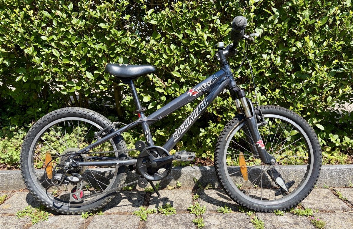 Specialized Biciclette: Specialized Hotrock Kindervelo / Kinderfahrrad – Usato da Horgen venduto da mph3000 1