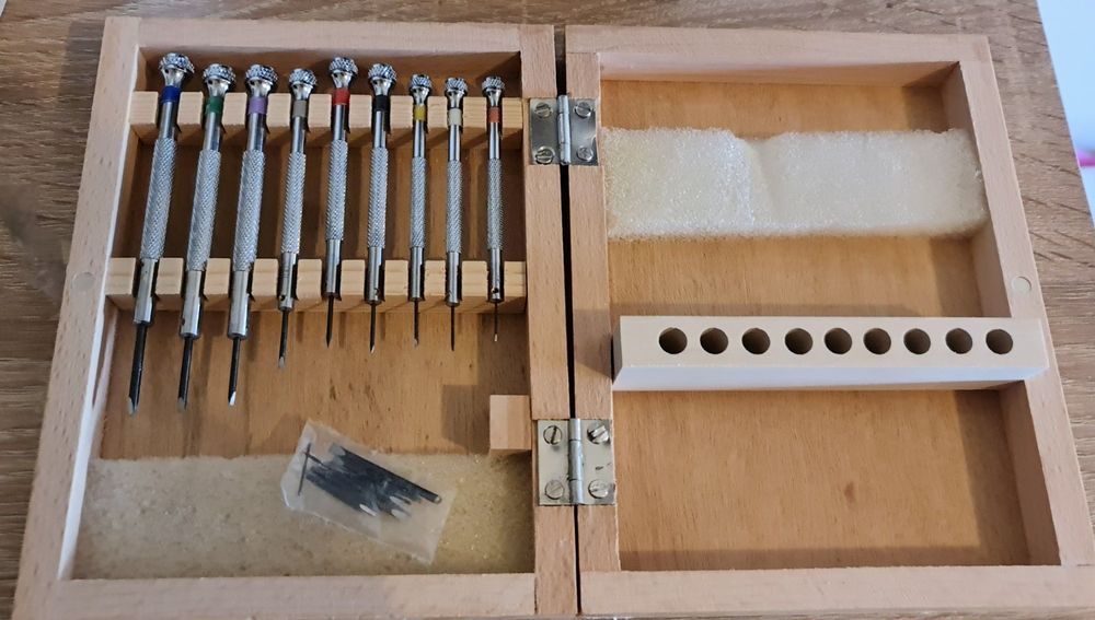 Tournevis Horloger Ancien Breveté Suisse - Modèle Déposé Diamètre 100, Référence C 64 - Occasion