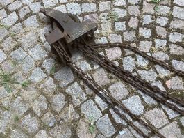 Alter Kettenzug 