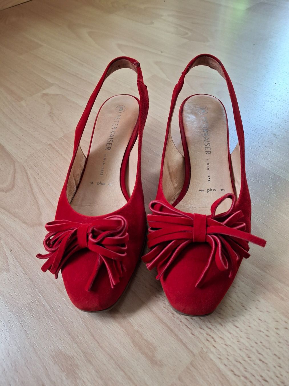 Kaiser Scarpe da donna: Peter Kaiser rote Slingpumps mit Schleife Gr. 39. – Usato da St. Gallen venduto da ram_jb2y