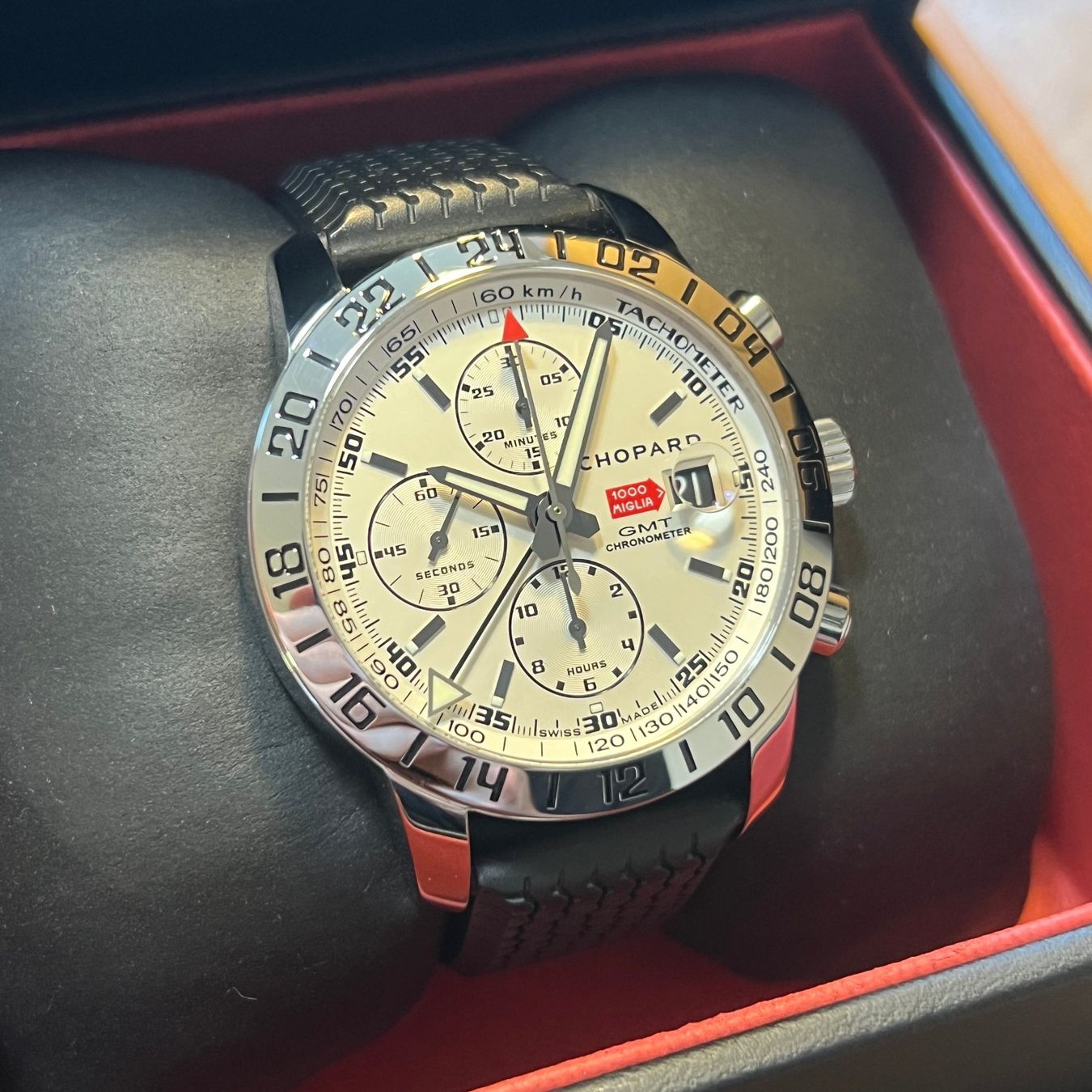Chopard Uhren: Chopard Mille Miglia GMT Full Set 16/8992-3003 – Gebraucht aus Carouge GE von Watchaser 1