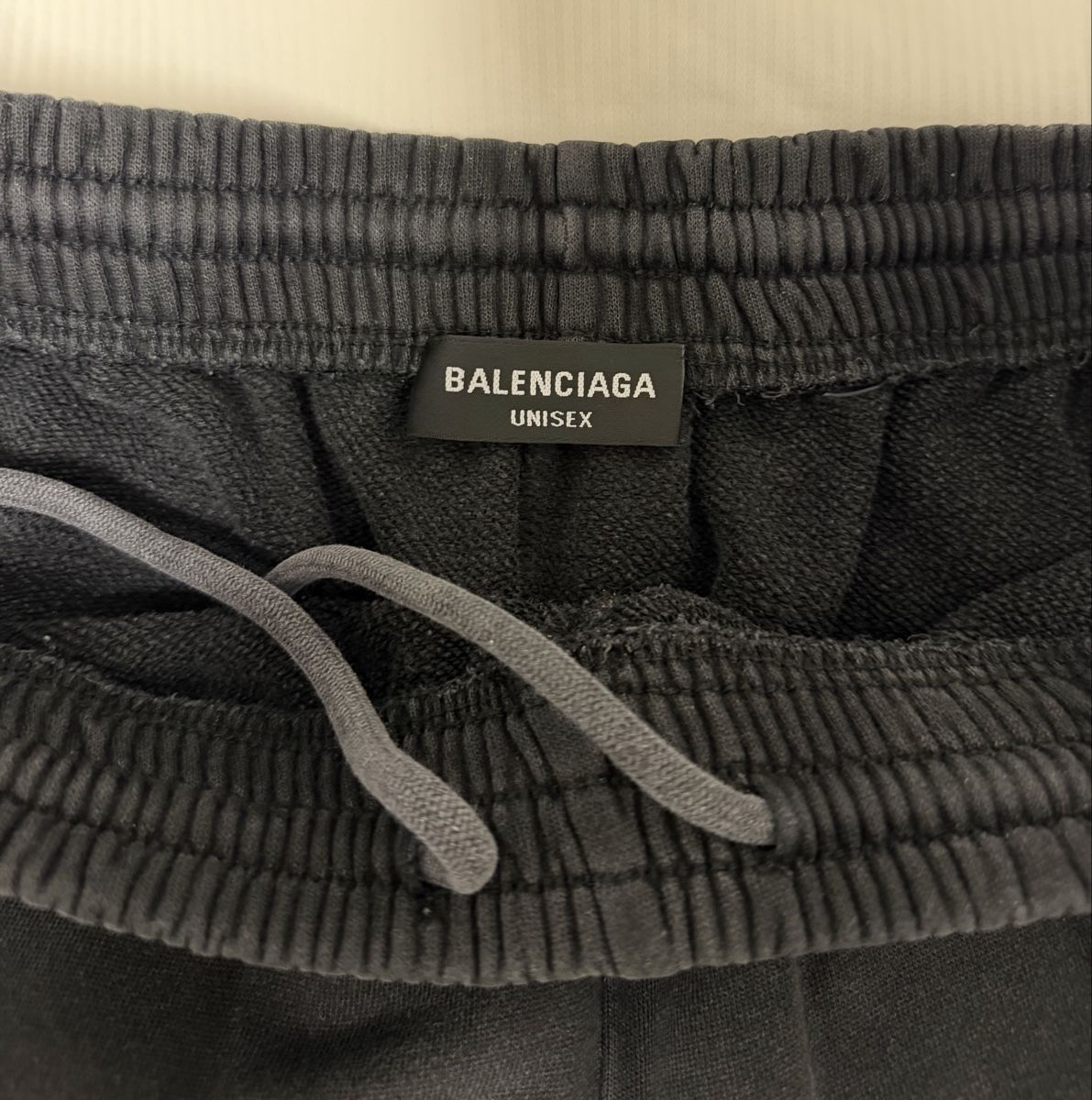 Balenciaga Pantaloni: Balenciaga Jogger – Usato da Würenlos venduto da sain11 2