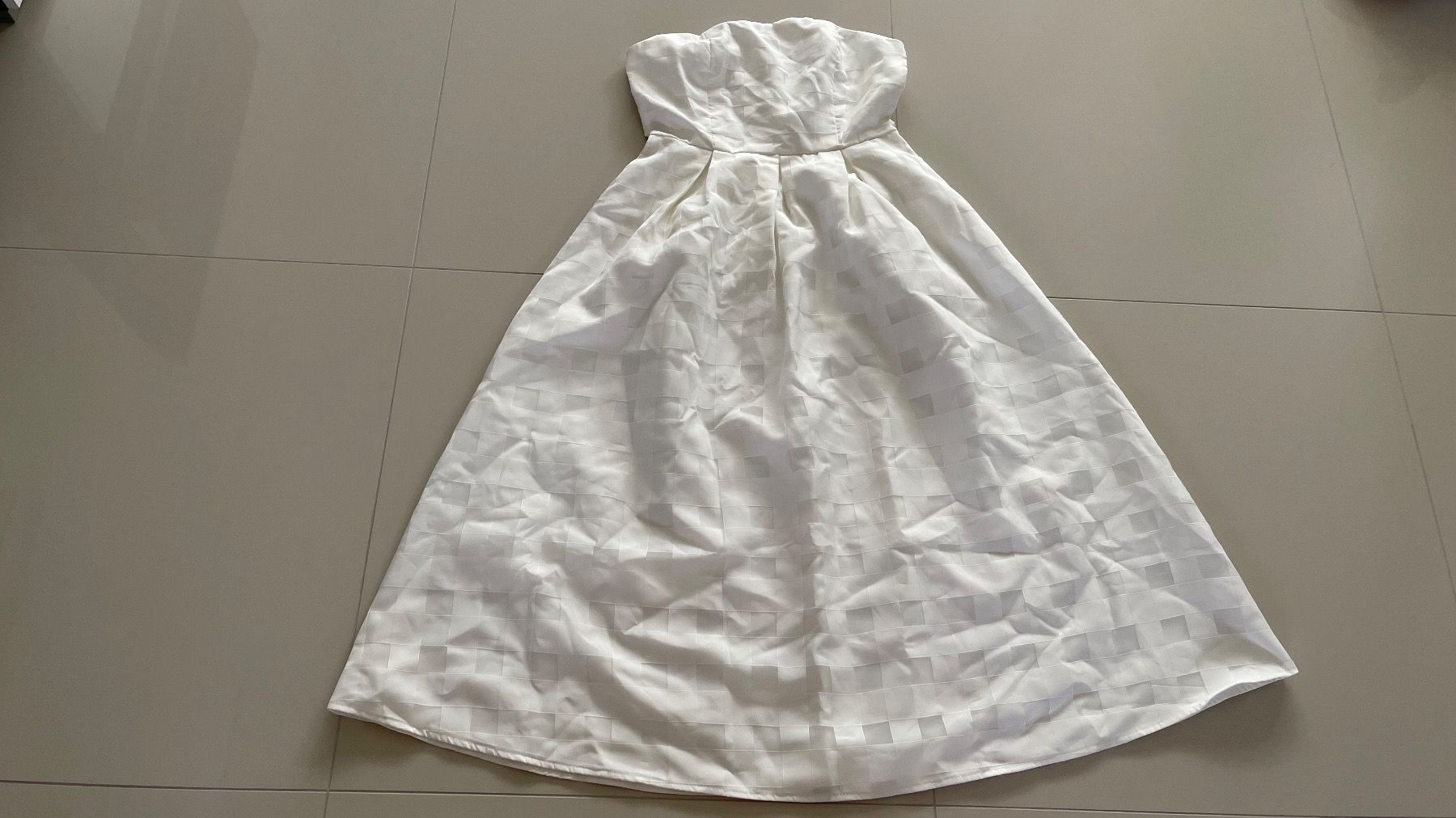 Vestiti: Damenkleid – Nuovo (secondo la descrizione) da Rheineck venduto da pssesolnet