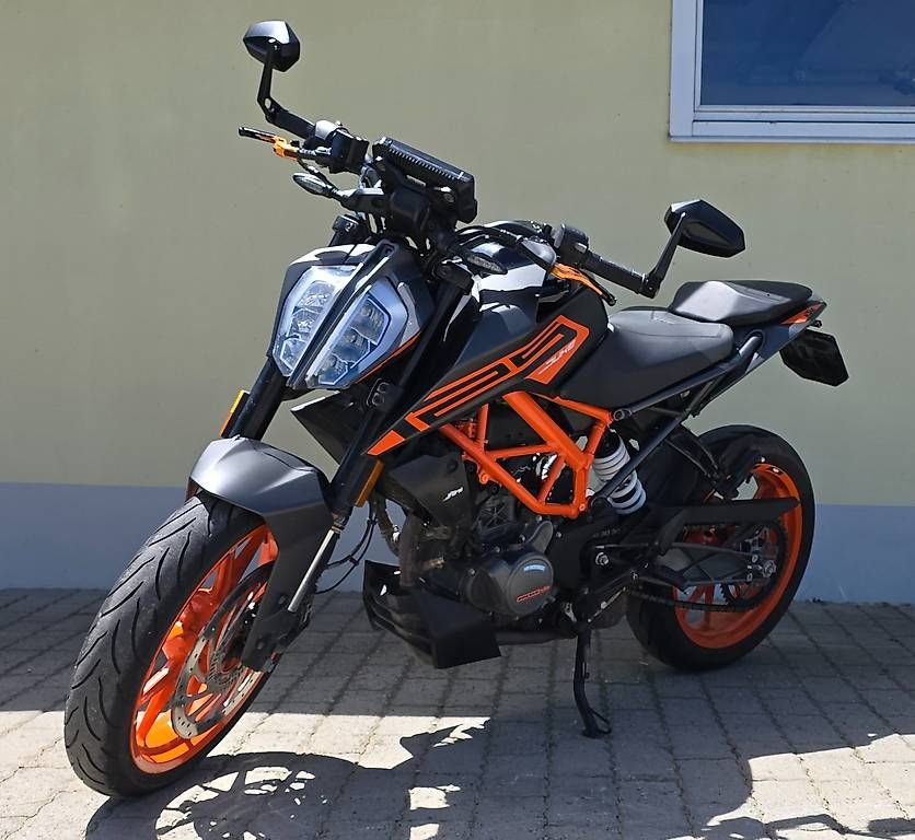 Strada: KTM Duke 125 – Usato da Bouloz venduto da Matteo67 3