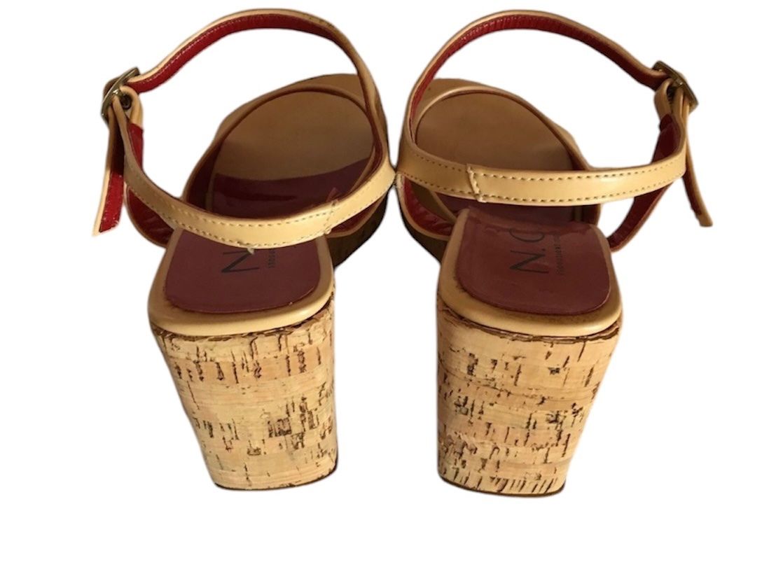 Scarpe da donna: Sandales – Usato da Dotzigen venduto da SecondHandGems 2