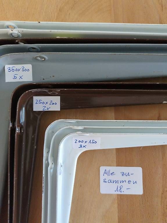 Scaffali: Metallkonsolen – Usato da Zufikon venduto da Baum03 1