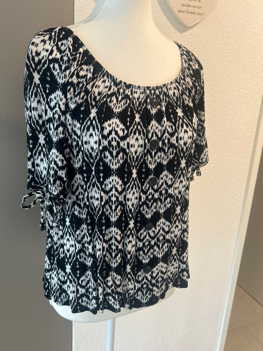 Camicette: Blusenshirt schwarz mit Muster von Chicorée Gr. M – Usato da Brunnen venduto da Nala2929 2