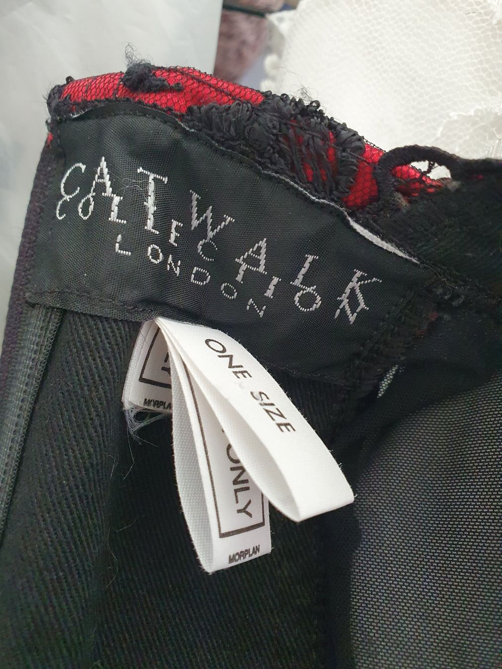 Altra biancheria intima: Gothic Corsage rot/schwarz "Made in London" – Usato da Münsingen venduto da BlackTears-3 5