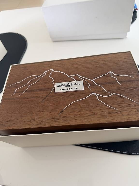 Montblanc Coffrets à bijoux: Montblanc Coffret de présentation  Limited Edition – D'occasion à st aubin-sauges par dam_xrv8