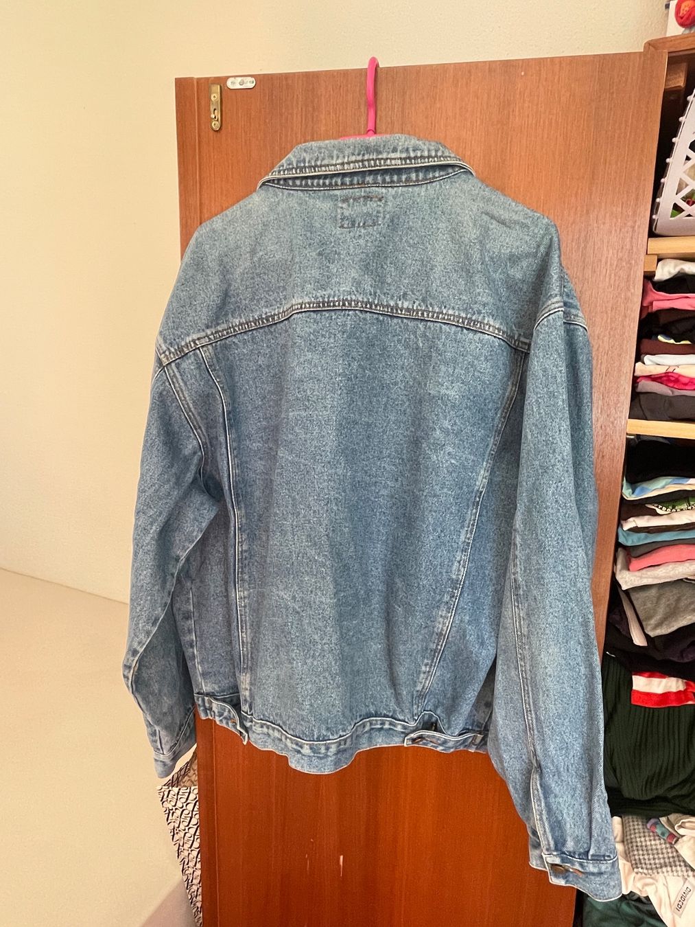 Jacken: Jeansjacke 80er oversized – Gebraucht aus Weiningen ZH von Lepsli 3