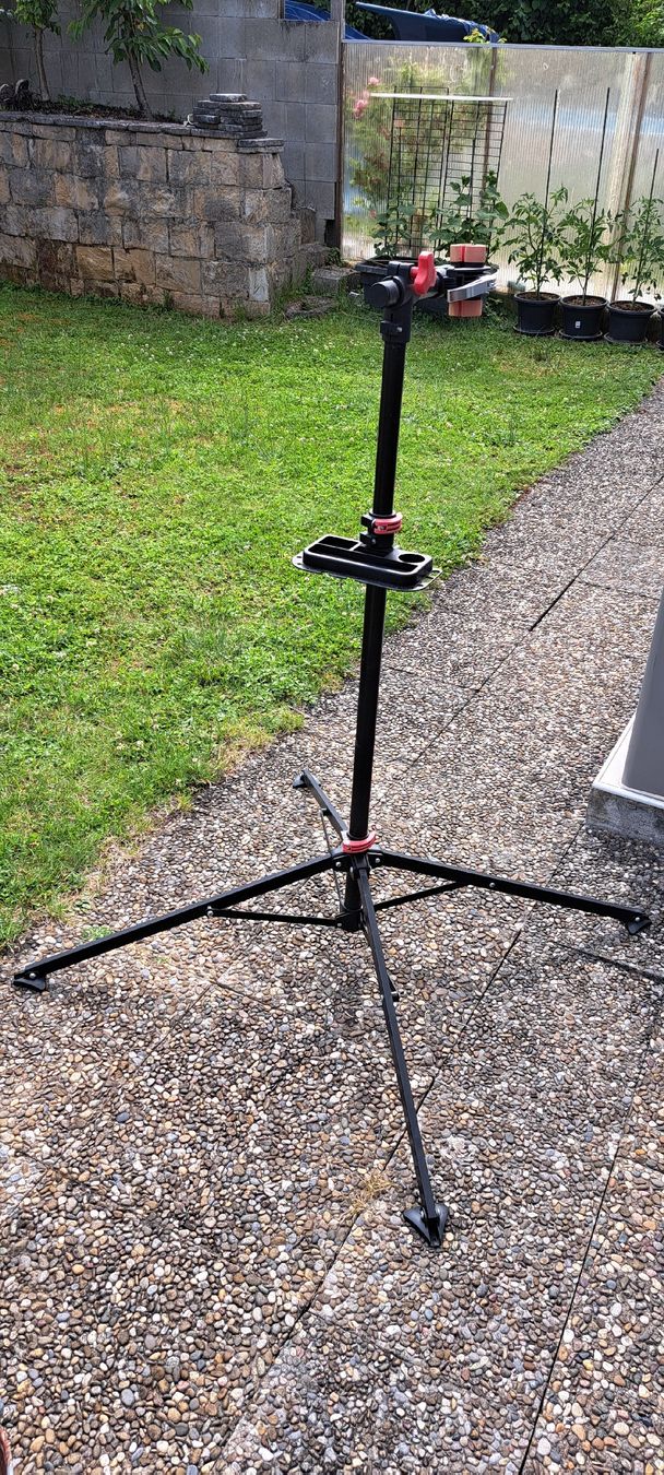 Cavalletti per biciclette: Fahrrad-Montageständer – Usato da Füllinsdorf venduto da Borgirosi 4