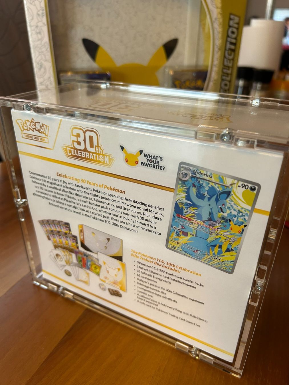 Pokémon Sammelbilder & Trading cards: Pokemon 30th Celebration Bundle EN – Neu und originalverpackt aus Sins von Acetyll 3