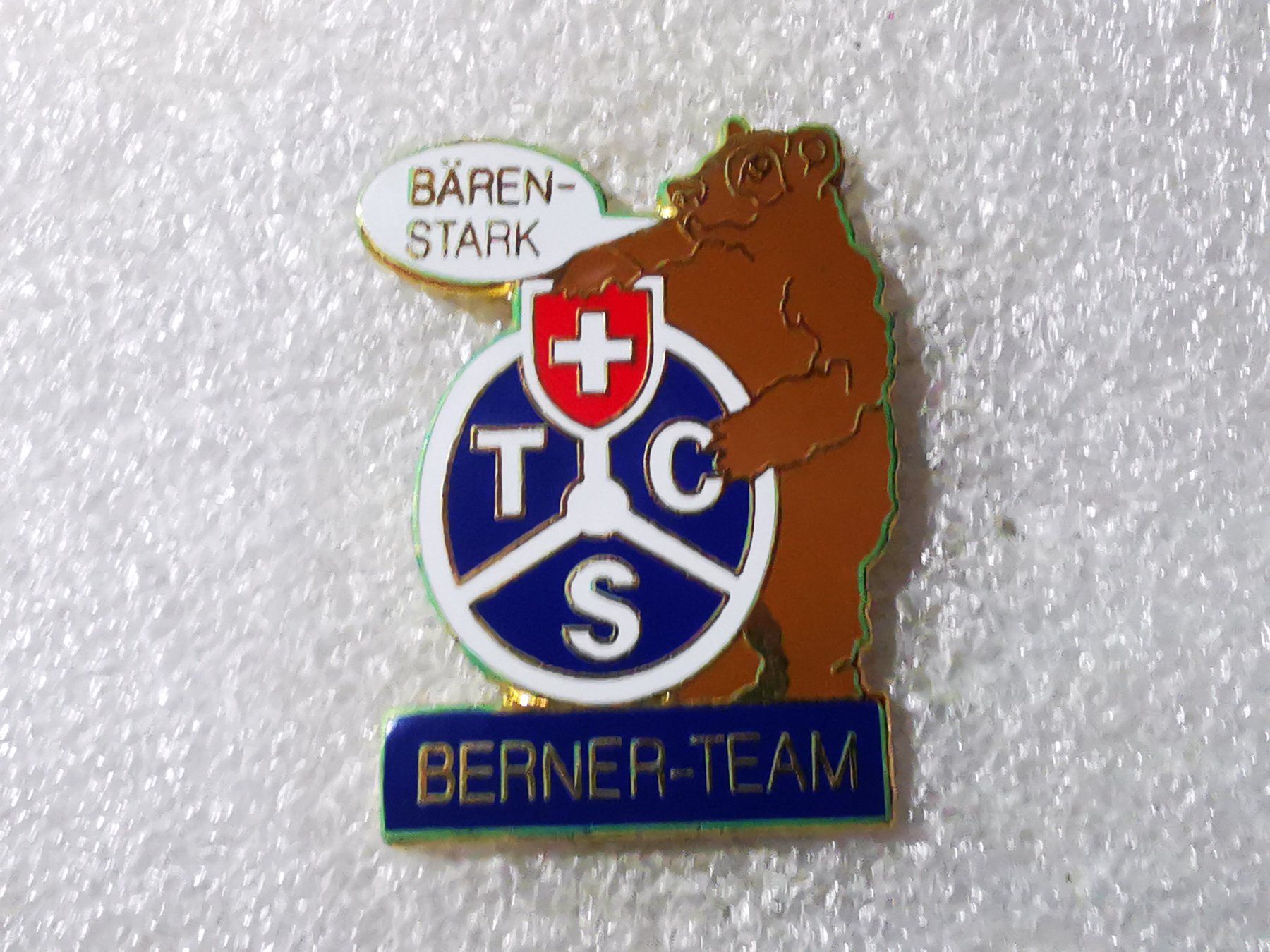 Placchette & Badge: Ansteckpin 102: TCS Berner Team – Usato da Oppligen venduto da Pin-Fall-Shop