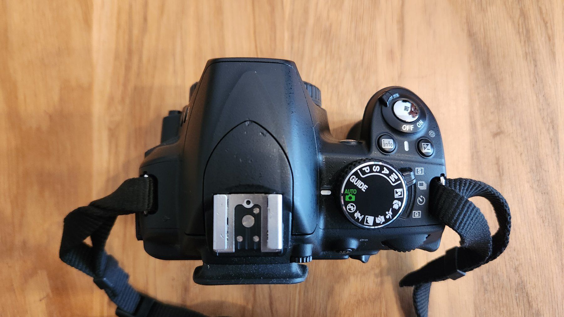 Nikon Fotocamera: Appareil photo Nikon D3100 – Usato da Aigle venduto da Mickael-b4 3