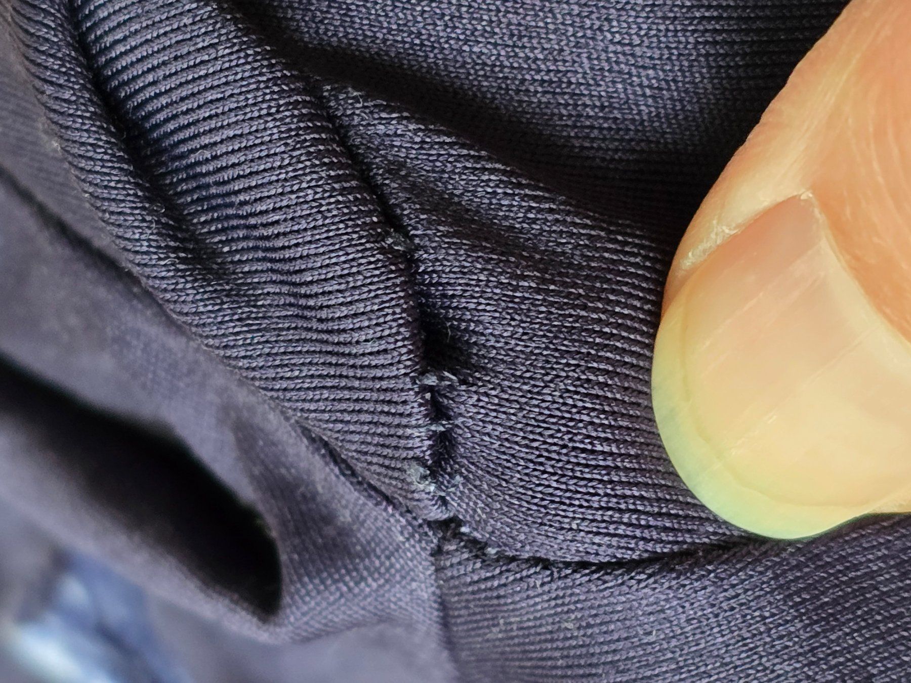 Pantaloni: Shorts zum Austragen – Usato da Büttikon AG venduto da Amineah 2