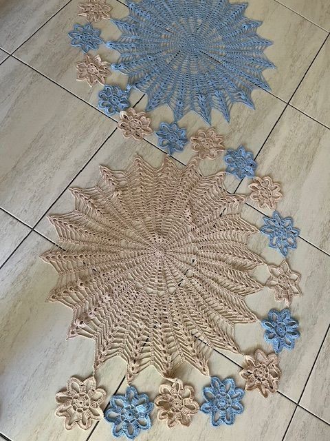 Alle Dekorationen: Tischläufer gehäckelt Tischdeko Handmade – Neu (gemäss Beschreibung) aus Naters von sch_9fvg 4