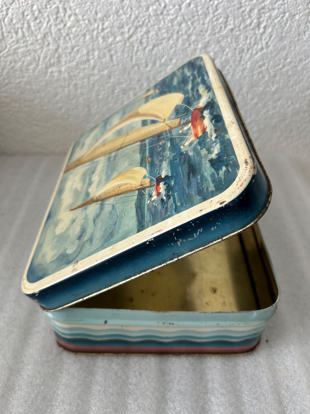 Tutte le decorazioni: Vintage Blechdose mit Segelschiffen – Usato da La Chaux-de-Fonds venduto da jacq_LaTsch0 3