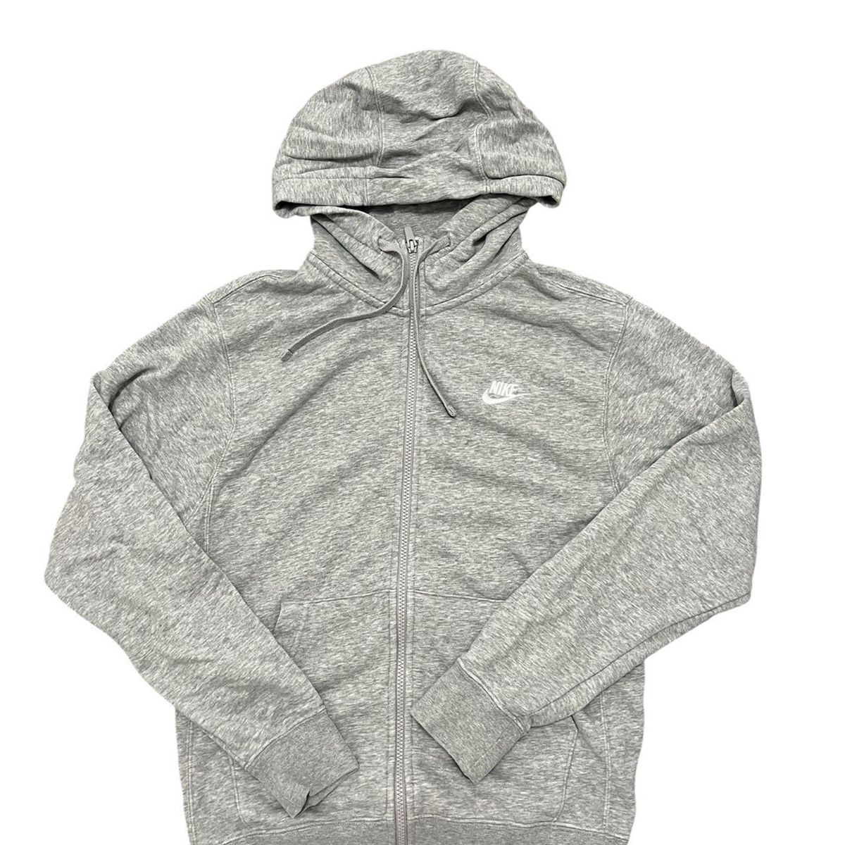Nike Giacche: Grauer Nike Kapuzenpullover – Usato da Winterthur venduto da lovh7689