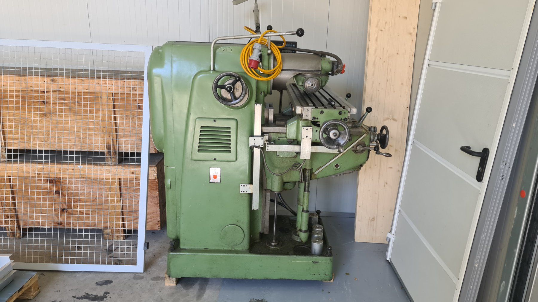 Schaublin Tutte le macchine: Schaublin 53 mit Digitalanzeige – Usato da Ried-Muotathal venduto da Ranax 2