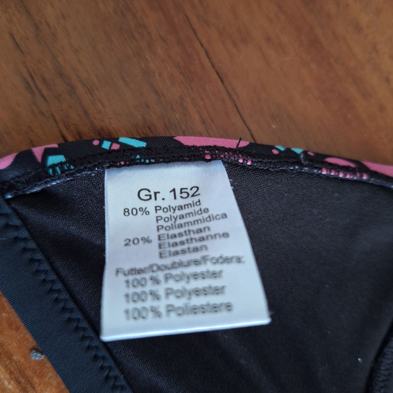 Maillots de bain: Bikini Mädchen Grösse 152 – D'occasion à Schübelbach par rab02 8