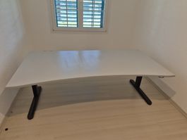 Lista Schreibtisch höhenverstellbar