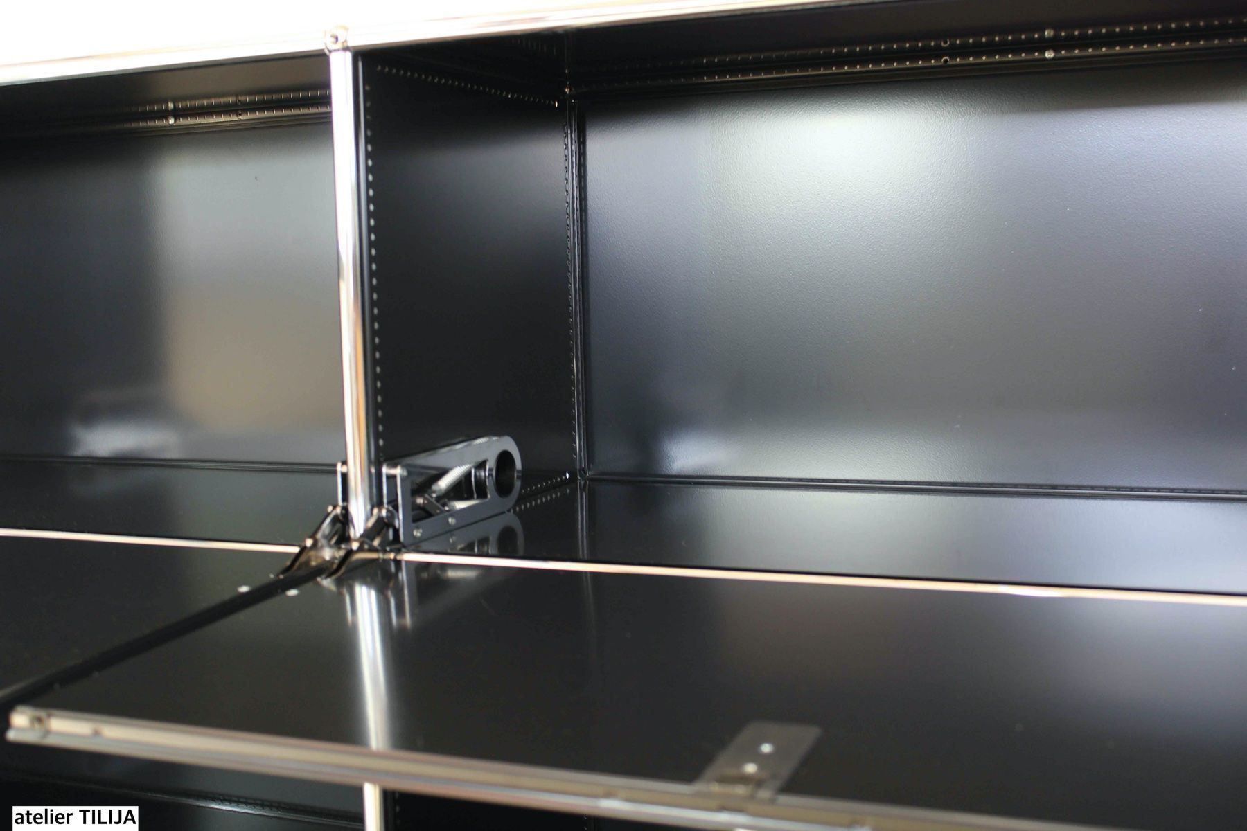 USM Kommoden: USM Sideboard, Lieferung & Umbau möglich – Gebraucht aus Meinisberg von atelier_TILIJA 5