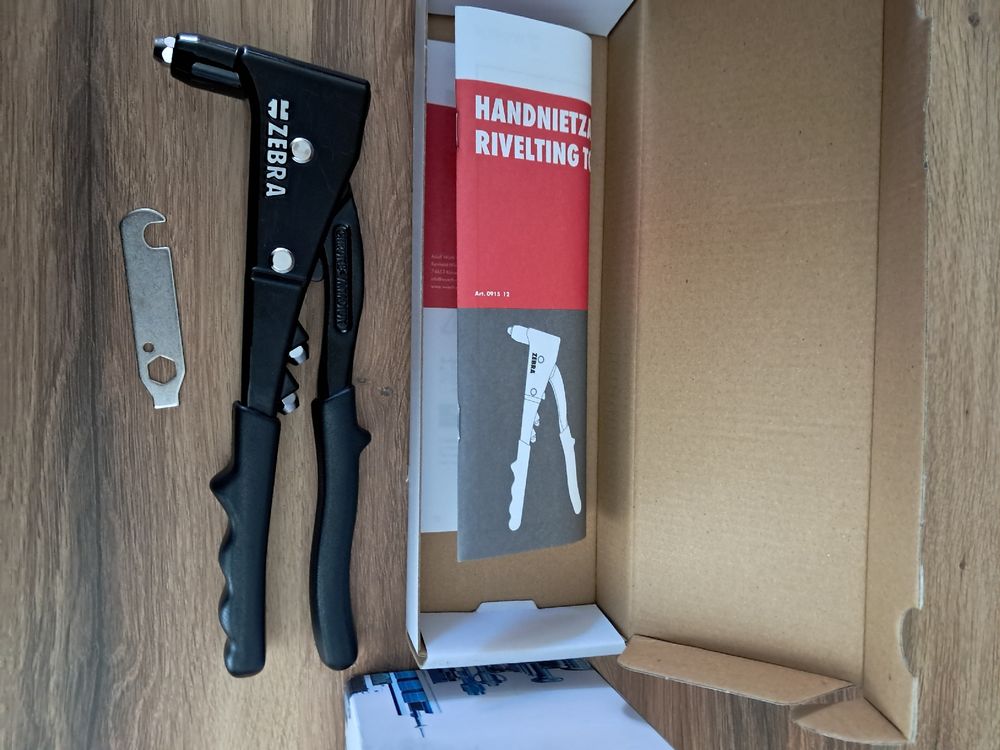 KRAFTPLUS K.105-2496 Universal Handnietzangen Satz Nietzange Blindnietzange 360° Drehbarer Kopf Ankernietknopf