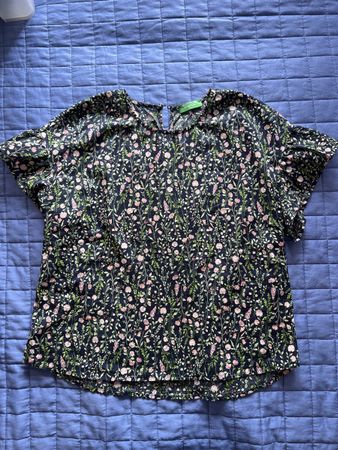 Benetton Sommer Bluse mit Blumenmuster, Gr. M, neuwertig