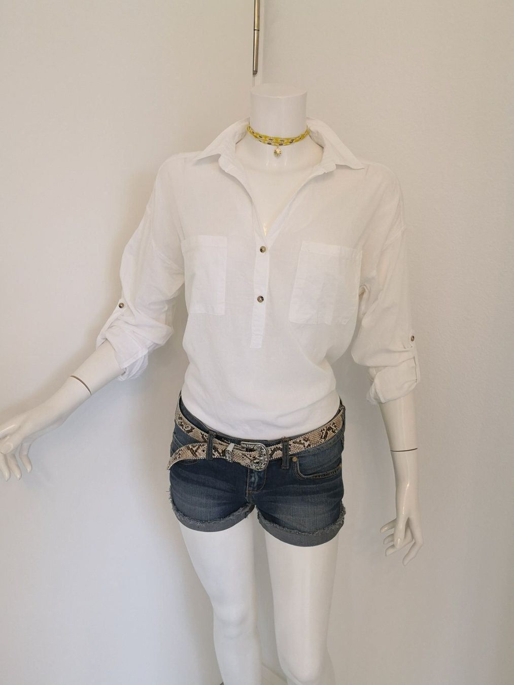 Mango Blusen: 🤩MANGO BAUMWOLL-BLUSE WEISS & D&G P. – Gebraucht aus Olten von Naja-Twins-Twins 3