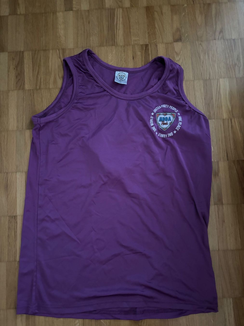 Top: Megapark Tank Top, Grösse L – Nuovo (secondo la descrizione) da Winterthur venduto da Sunshine143