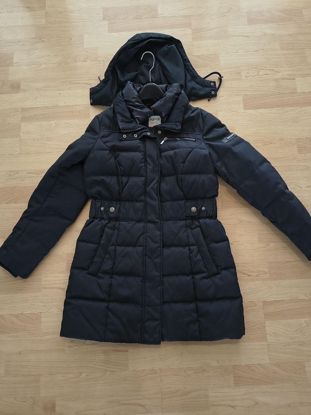 Esprit Vestes: Esprit Winterjacke Gr.40 – D'occasion à steffisburg par Numbus 1