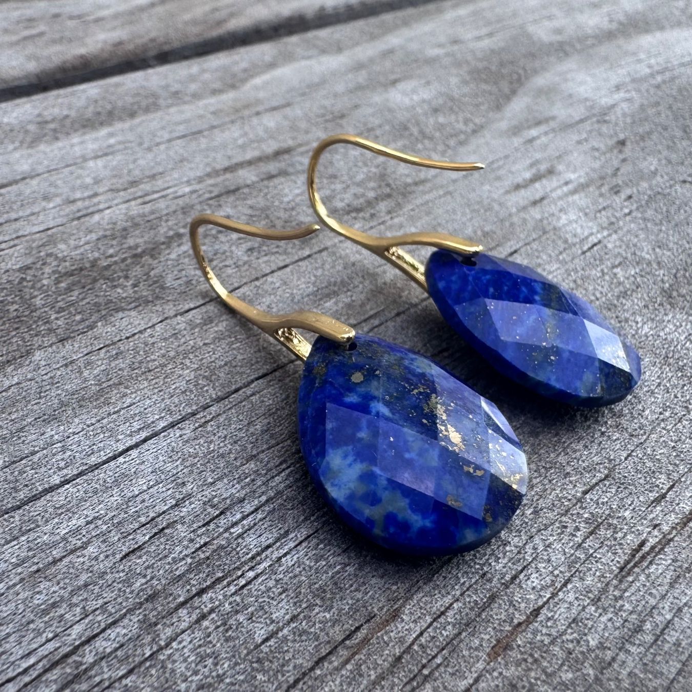 Orecchini pendenti & Orecchini a lobo: Edle Lapis Lazuli Ohrhänger vergoldet – Nuovo e nell'imballaggio originale da Rombach venduto da Ivreajewels 3