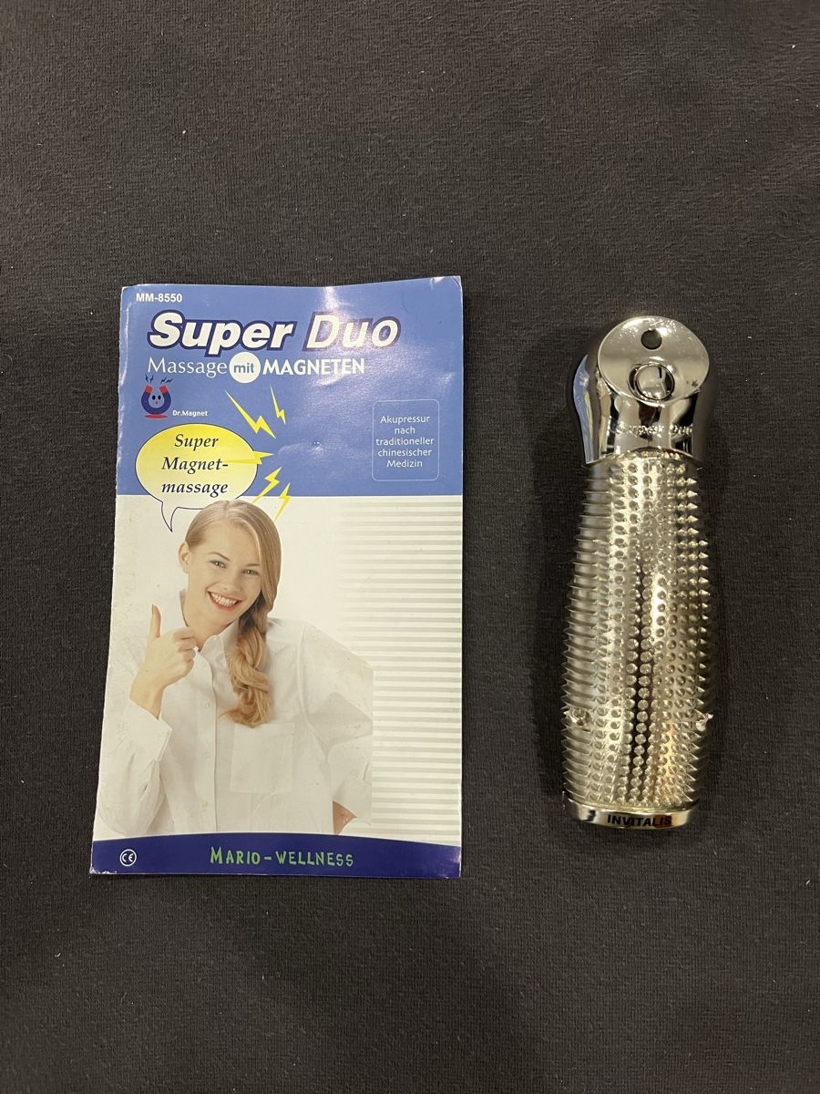 Dispositivi per massaggi: Super Duo Magnet Massage Gerät Akupressur – Usato da Niederwil AG venduto da VST92 1
