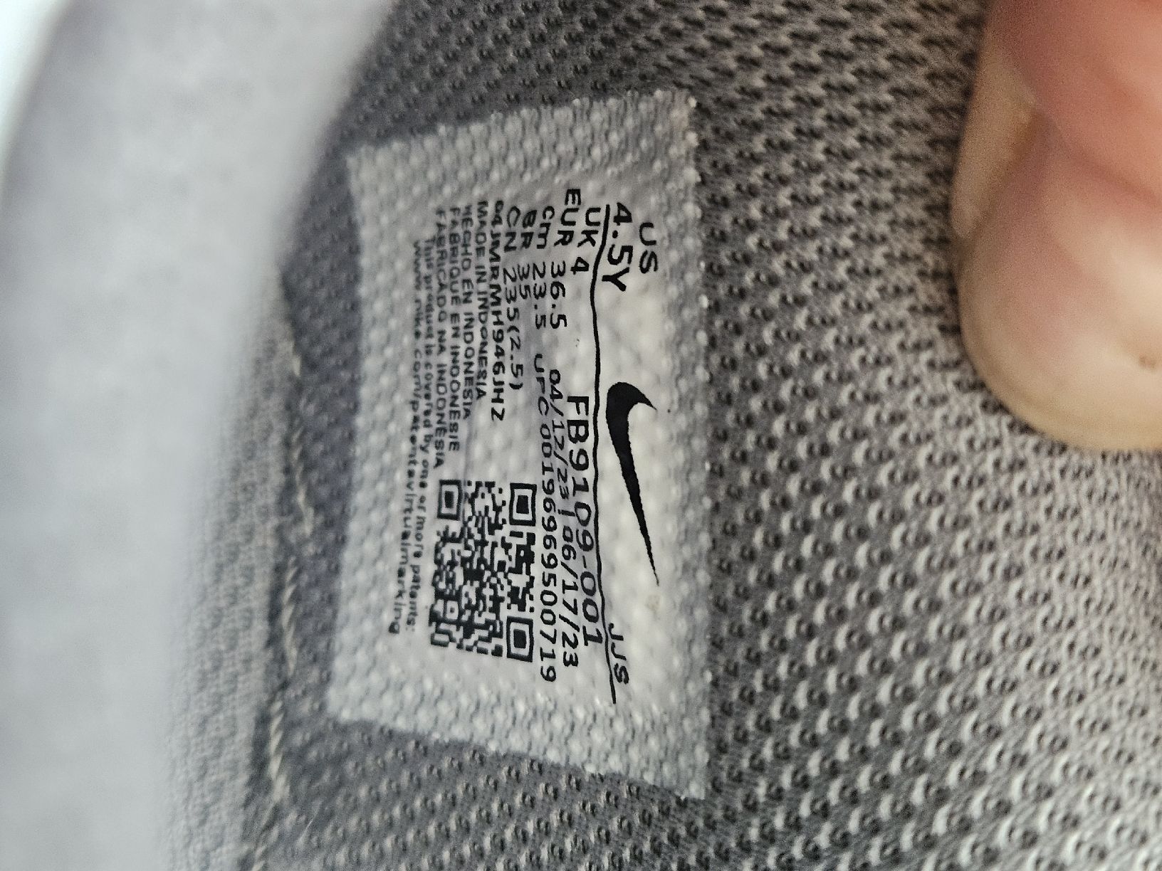 Nike Schuhe für Jungen: Nike Dunk Low Kinder Turnschuhe Grösse 36.5 – Gebraucht aus Richterswil von kajahnig 2