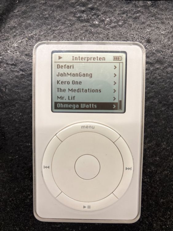 Apple iPod classic 5GB Scrollwheel 1st Generation 2001 / 5GB (Gebraucht ...
