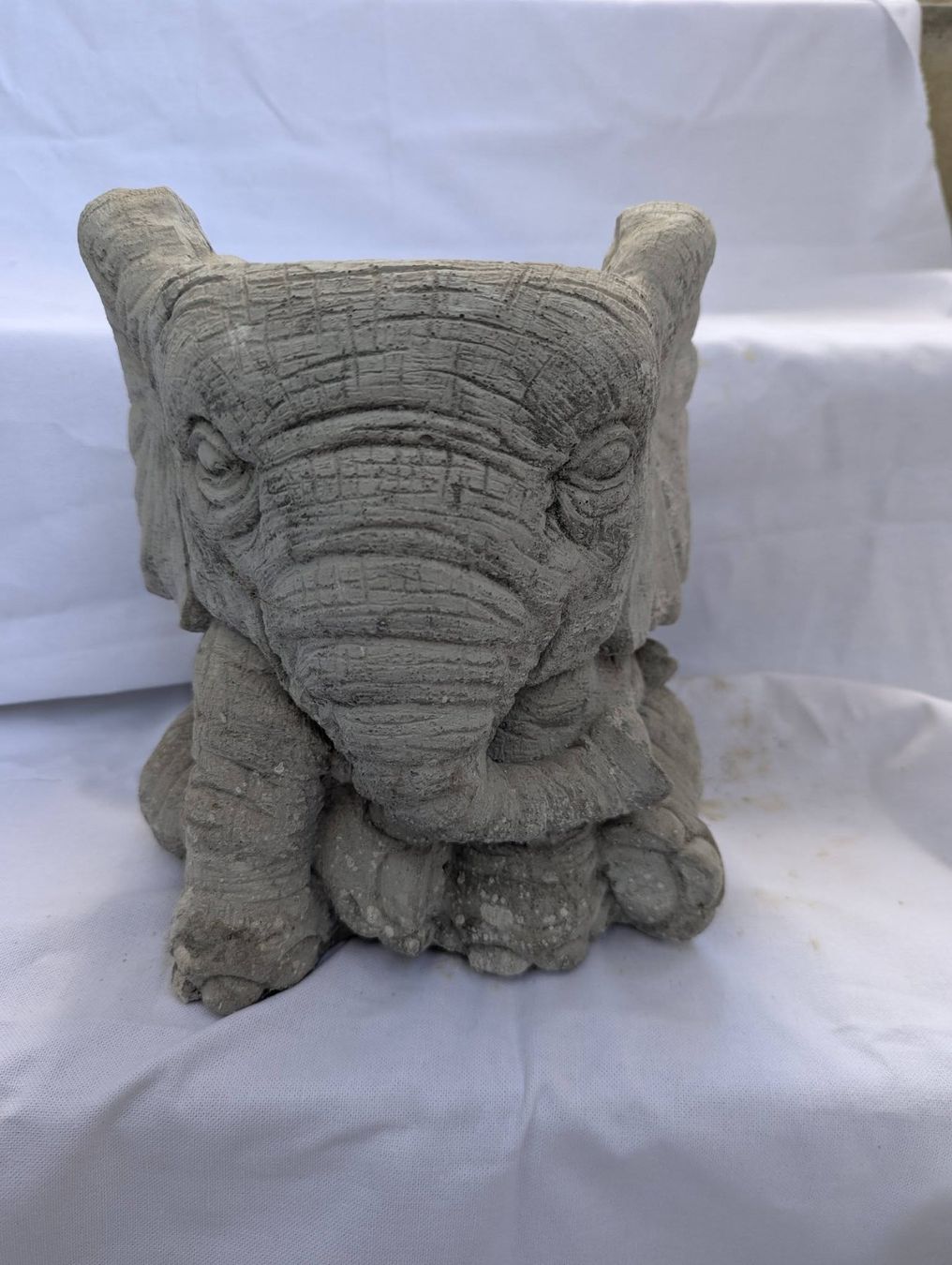 Pots de fleurs: Blumentopf Elefant – Neuf (Voir description) à Wangenried par Handmade68