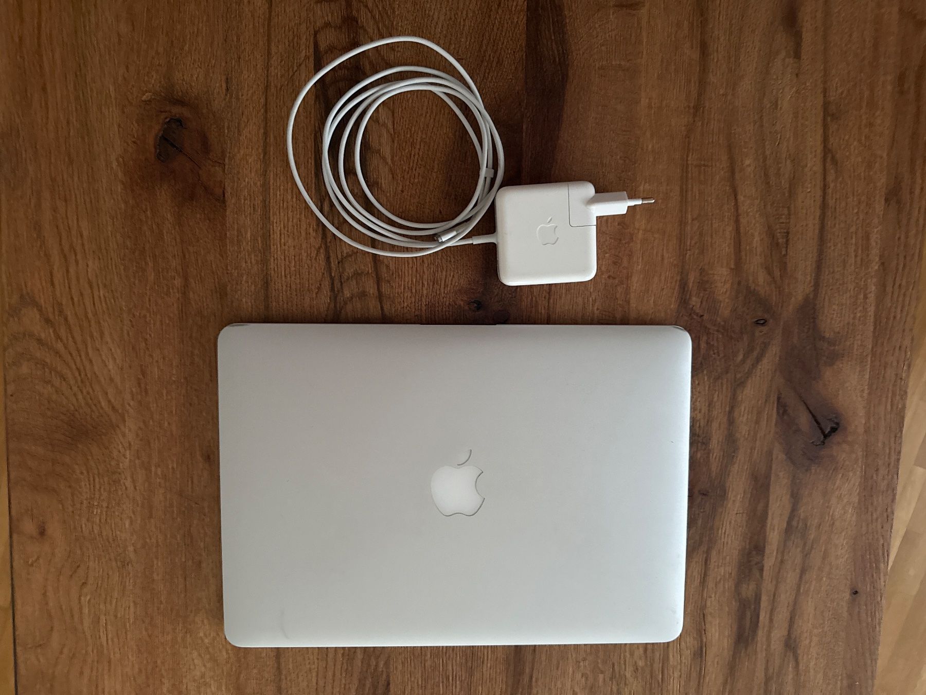 Apple Notebook: MacBook Air (13-inch, Early 2015) – Usato da Zürich venduto da Gekuu