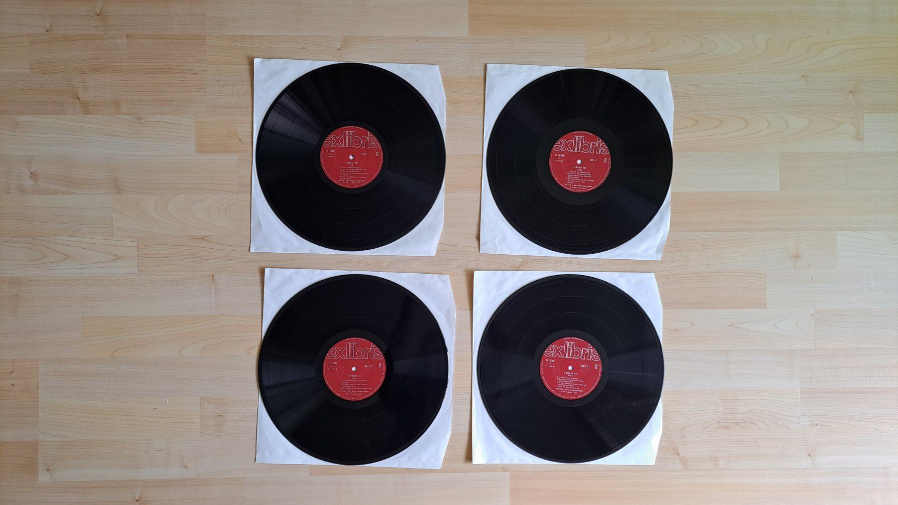 Dischi in vinile: 4 LP - "S'RÖSSLI HÜ"  - in Karton Box -  ExLibris 1978 – Usato da Affoltern am Albis venduto da saminou01 2